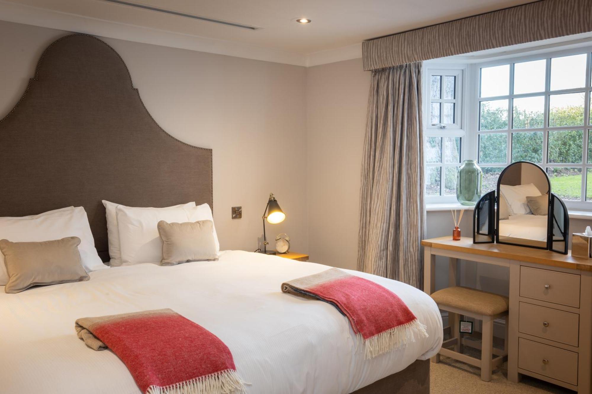 Rowton Hall Hotel And Spa Chester Eksteriør bilde