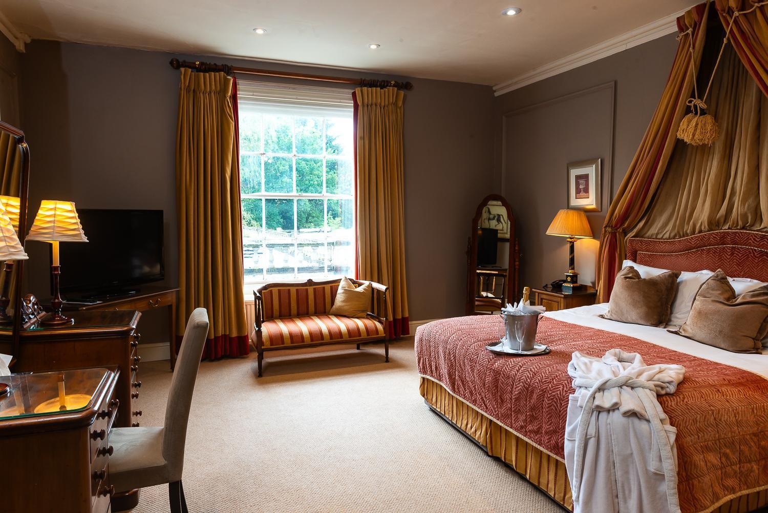 Rowton Hall Hotel And Spa Chester Eksteriør bilde