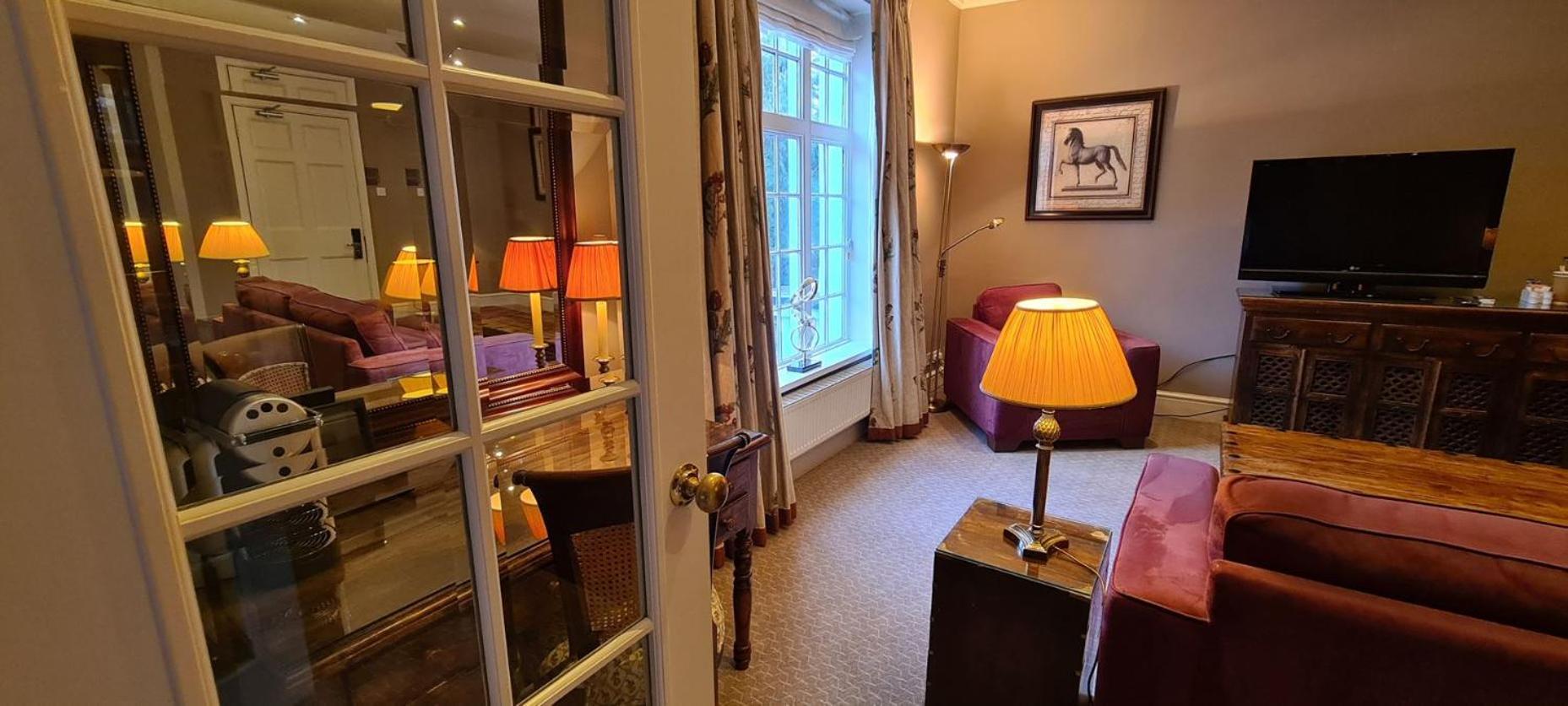 Rowton Hall Hotel And Spa Chester Eksteriør bilde