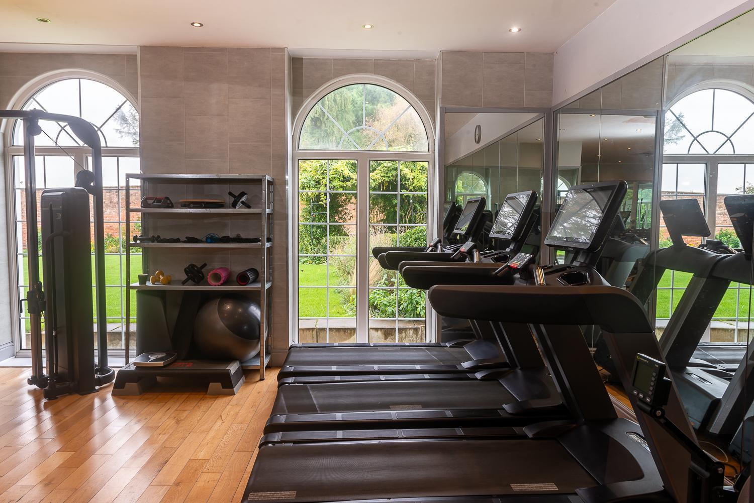 Rowton Hall Hotel And Spa Chester Eksteriør bilde